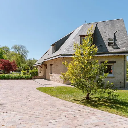 Le Fairway - Year-round Heated Pool, Golf-side